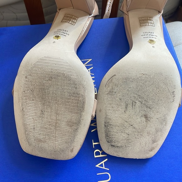 Stuart Weitzman "Nudistcurve" sandals in patent calf leather - Picture 8 of 10